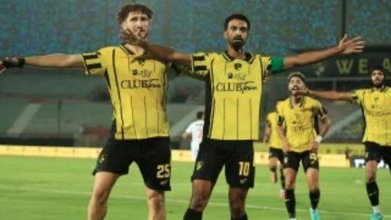 تعادل متوازن ونقص عددي يهيمنان على الشوط الأول بين وادي دجلة وبتروجت في كأس عاصمة مصر